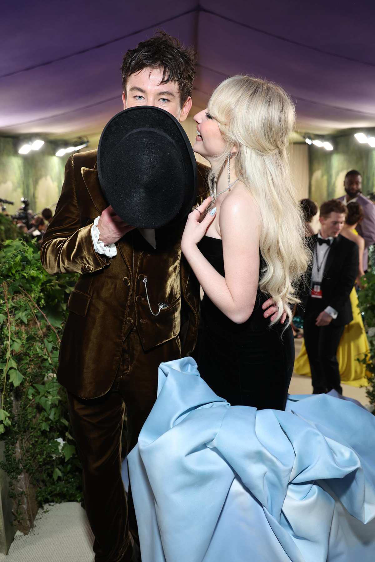 Barry Keoghan Praises Sabrina Carpenter's 'Amazing' Song 'Espresso ...