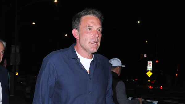 Ben Affleck Still Wearing Wedding Ring During Solo Outing as Jennifer Lopez Attends ‘Atlas’ Premiere 373
