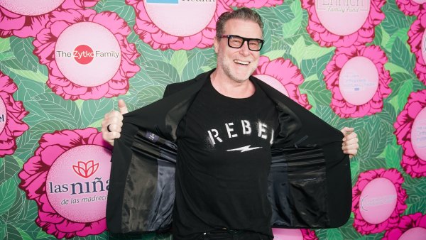 Dean McDermott Goes Instagram Official With New Girlfriend