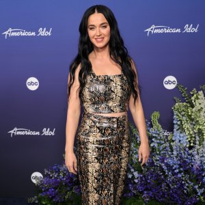 Emotional Katy Perry Says Goodbye to ‘Idol’ After 7 Seasons