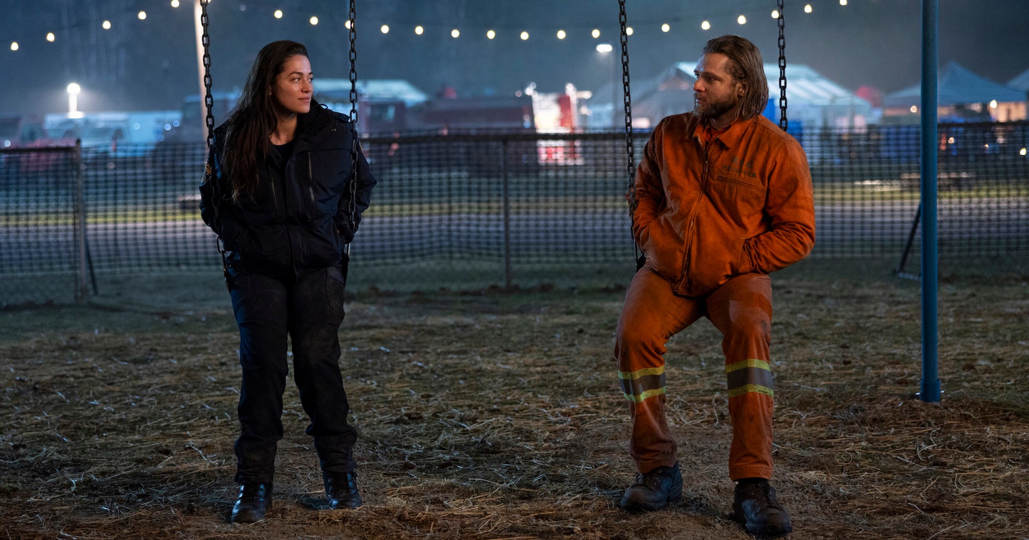 Fire Country's Max Thieriot, Stephanie Arcila Discuss Wedding Cliffhanger - Vimarsana News