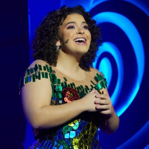 Lucero Mijares Hogaza