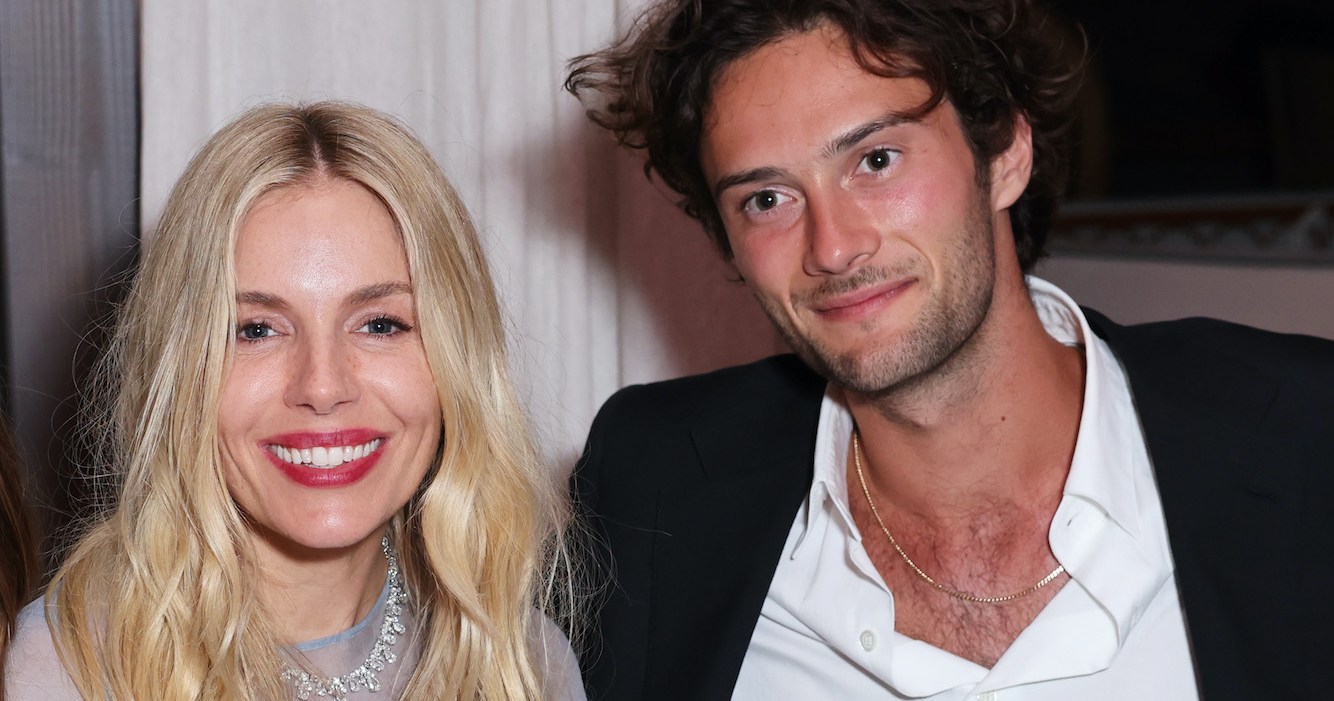 Sienna Miller's 'Magical' Babymoon Was 1st Trip With Partner Oli Green - Vimarsana News