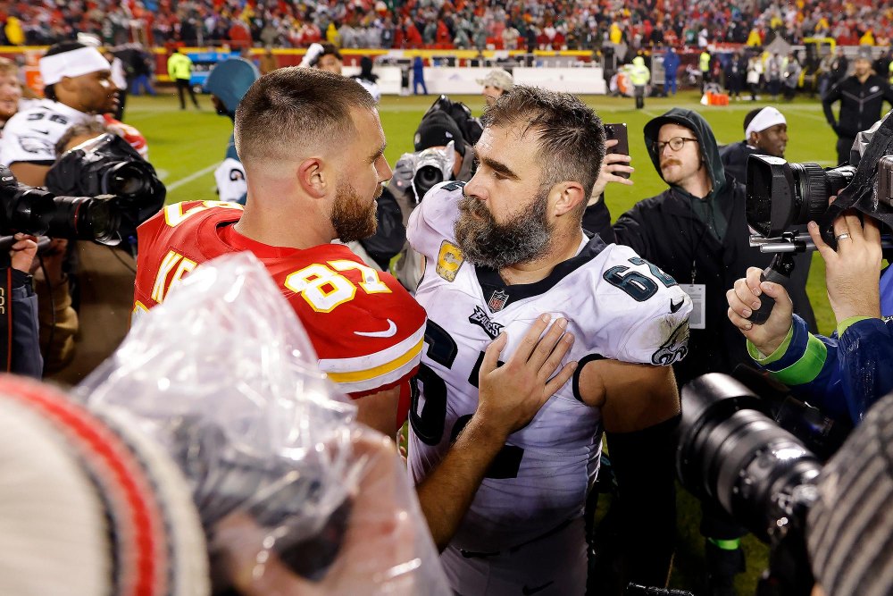 How Donna Kelce Turned Jason Kelce and Travis Kelce Into The Men They Are Today Us Weekly 2421