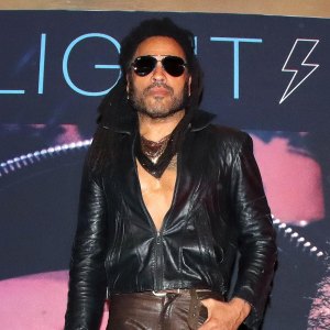 Inside Lenny Kravitz s Go To Daily Workout Routine — Leather Pants Optional 429
