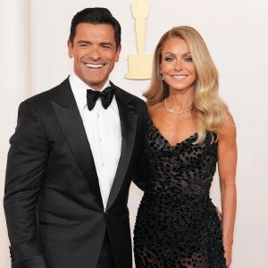 Kelly Ripa and Mark Consuelos Celebrate 28th Anniversary- Grateful for All the Dreams Come True 500