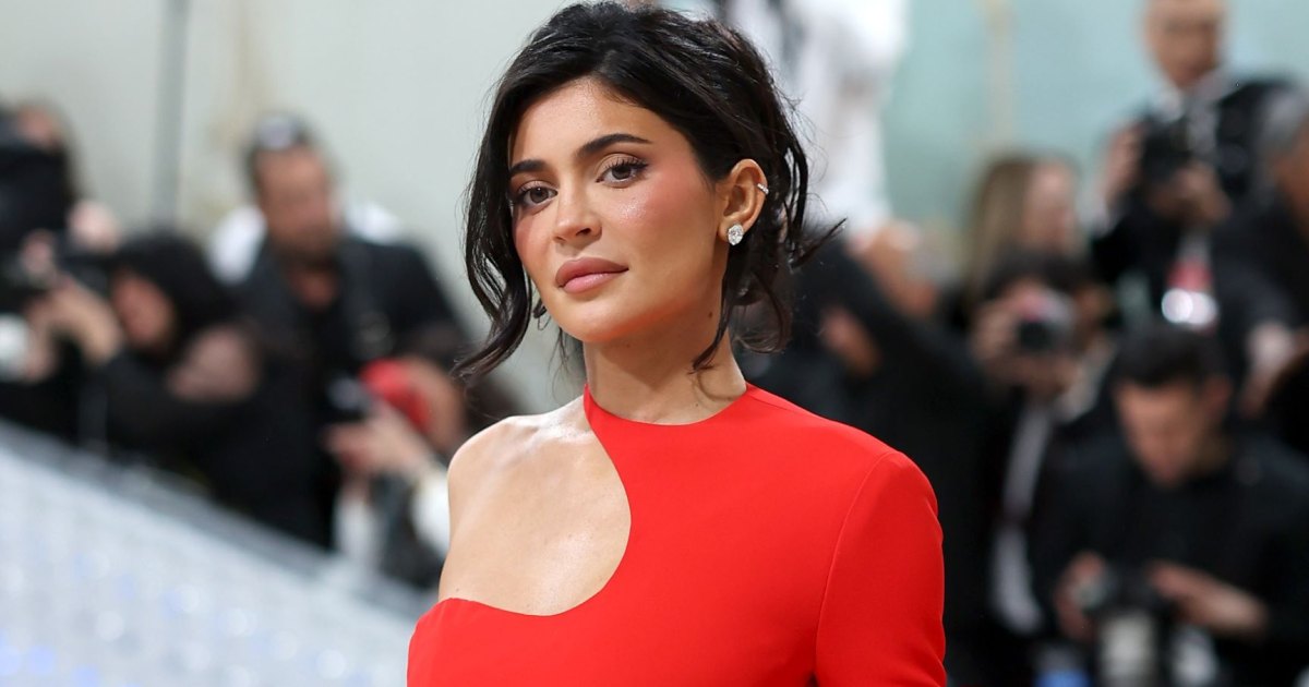 Kylie Jenner’s Model Met Gala Escort Fired for Upstaging Her