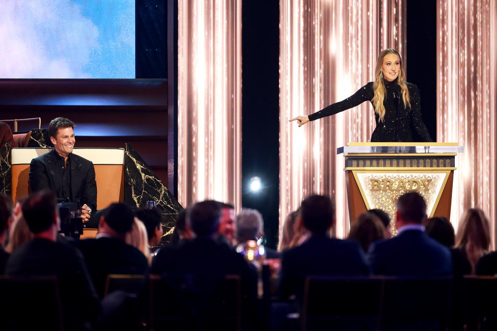 Nikki Glaser Reveals What Kim Kardashian DM&rsquo;d Her After Tom Brady Roast