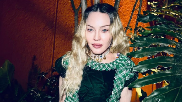 Madonna, presuntamente se probó ropa que perteneció a Frida Kahlo