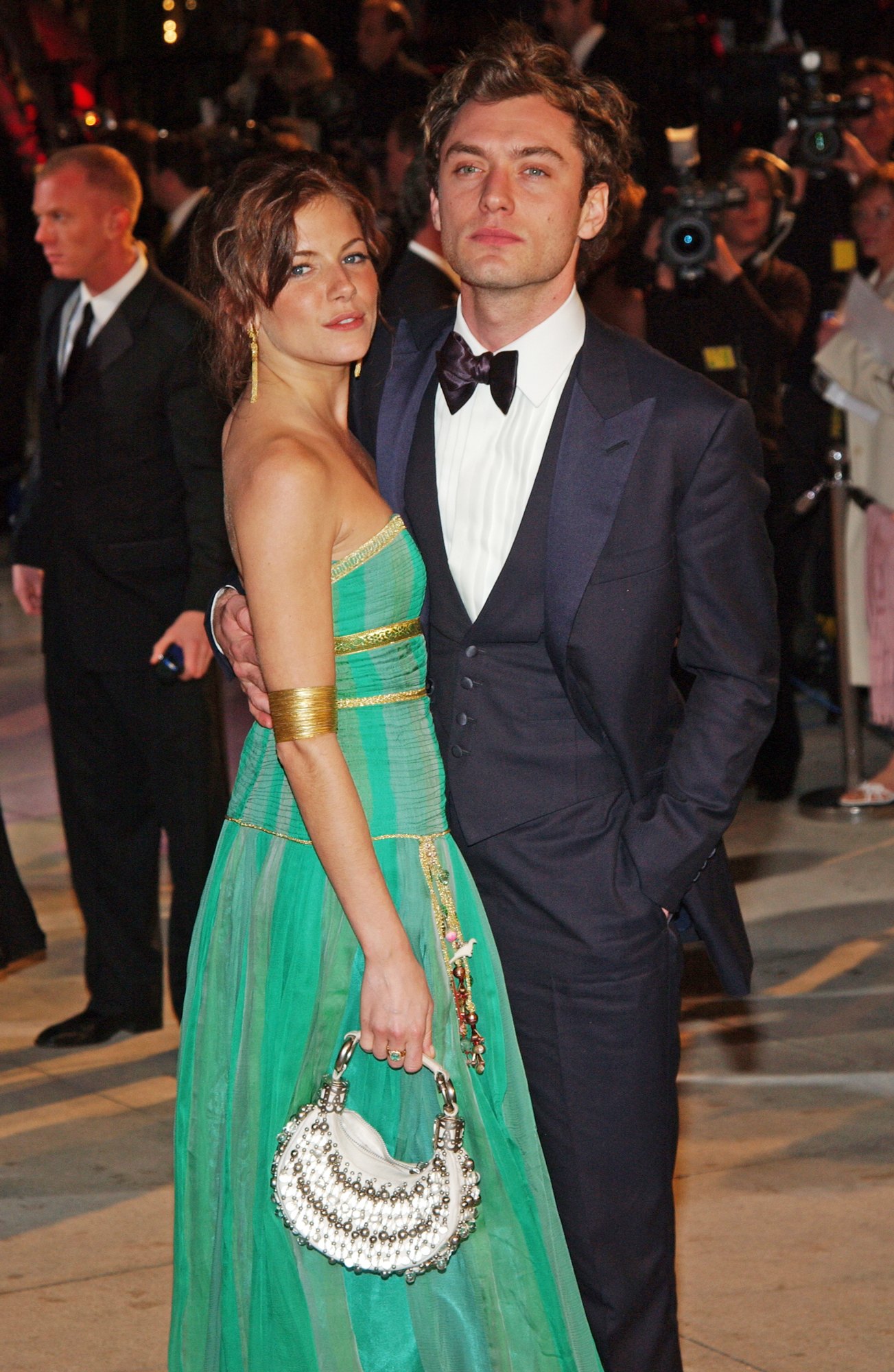 Jude Rozess Jude Law And Girlfriend 2024 Iris Law, Jude Law, Dwyane Wade, And