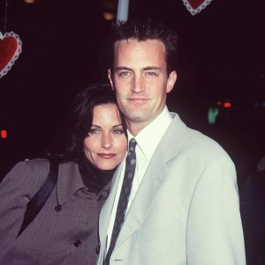 Stars Who Claim They’ve Been Visited by Ghosts of Other Celebrities- Courteney Cox, Cher and More 287