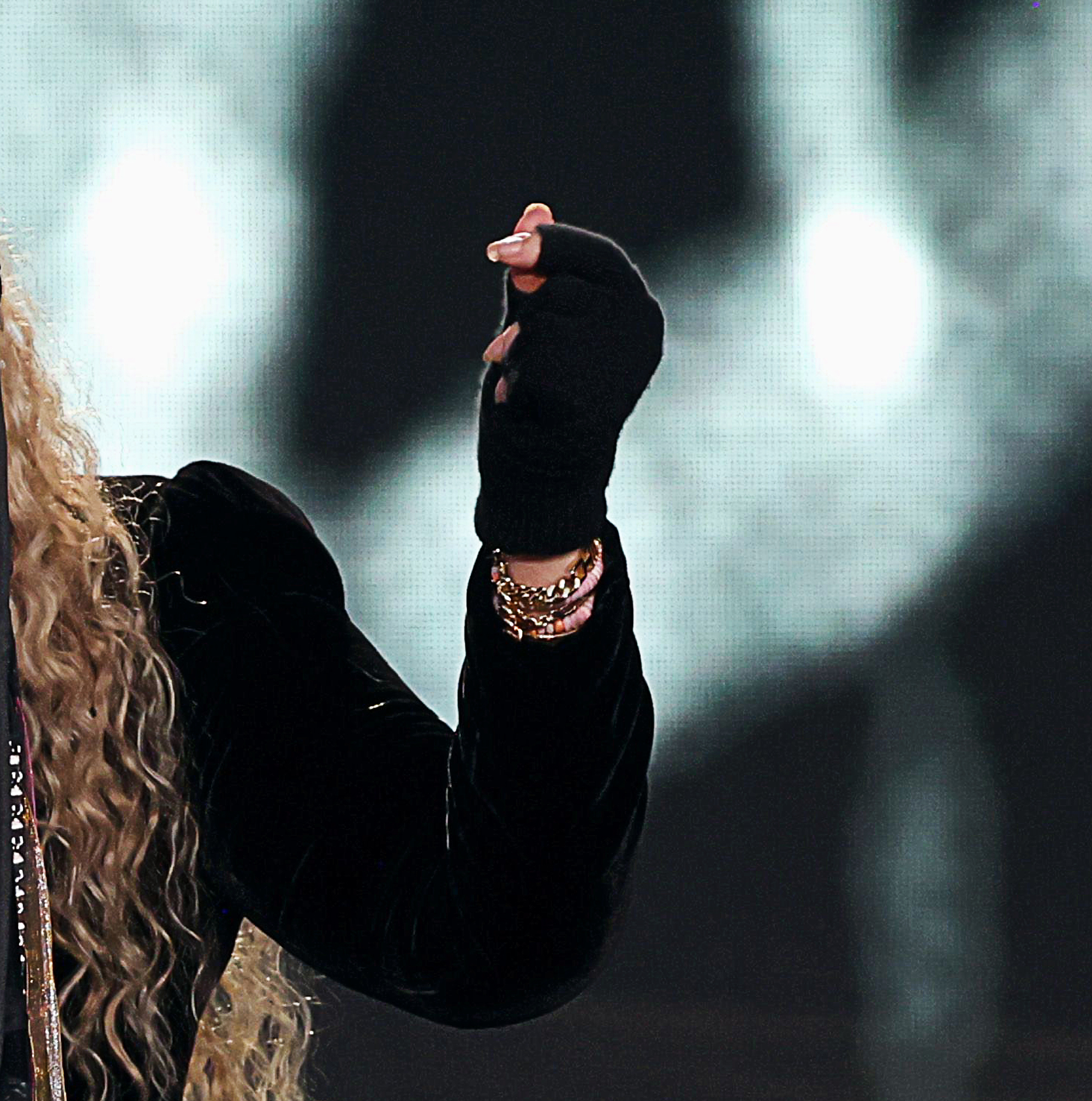 Taylor Swift Fans Spot Stevie Nicks Flaunting ‘The Tortured Poets ...