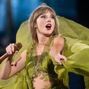 Taylor Swift Returns to 'Eras Tour' in Paris: What Time It Will Be on the East Coast