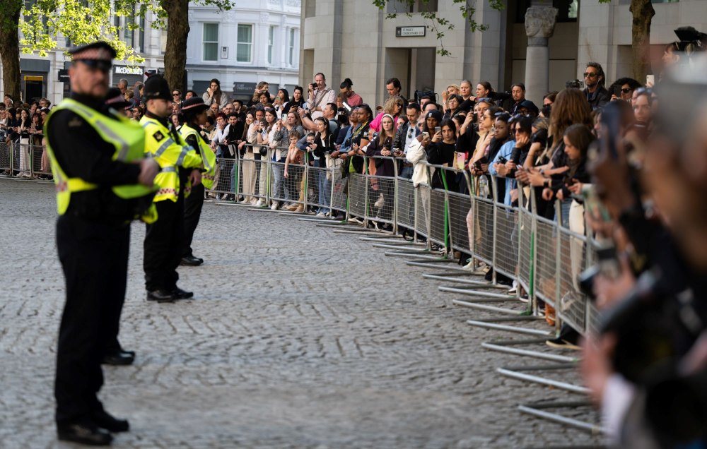 Crowds gather to see Harry in the UK as King Charles is too busy to see him