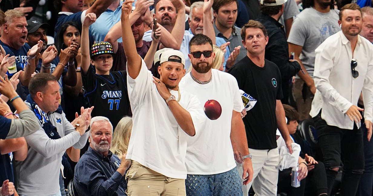 Travis Kelce Booed at NBA Playoffs While Patrick Mahomes Gets Cheers - Vimarsana News