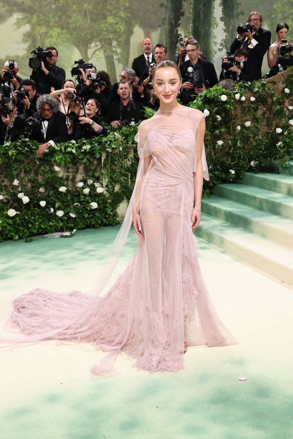 Victoria Beckham Details Creating Her First Custom Met Dress for Phoebe Dynevor Landmark Moment