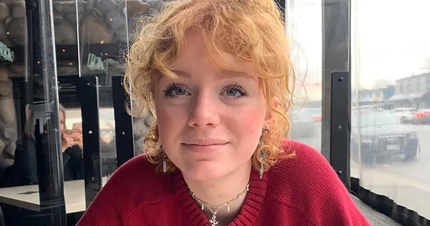 When Calls the Heart Star Mamie Laverock on Life Support After 5-Story Fall - Vimarsana News