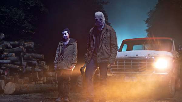 Why The Strangers Villains Would Leave Their Masks On Between Takes