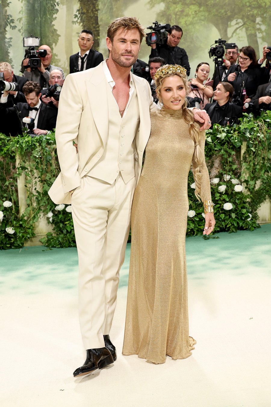 Chris Hemsworth and Elsa Pataky’s Whirlwind Romance: A Complete Timeline of Their Relationship
