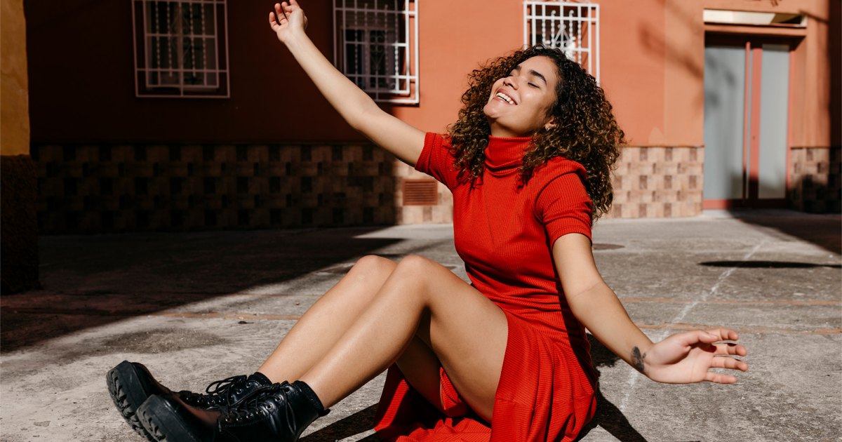 15 Loose Minimalist Spring Dresses — Starting at $10 15 Loose Minimalist Spring Dresses — Starting at $10