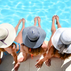Pool Party Outfits