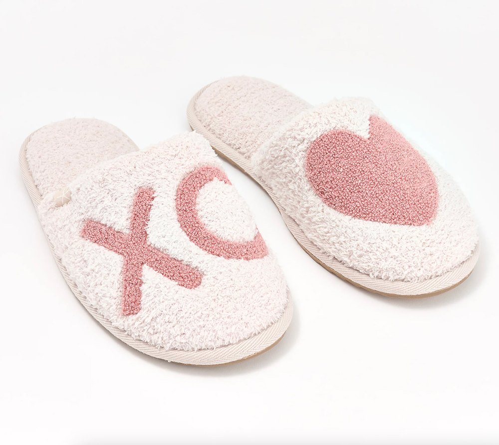 qvc-mothers-day-barefoot-dreams-slippers