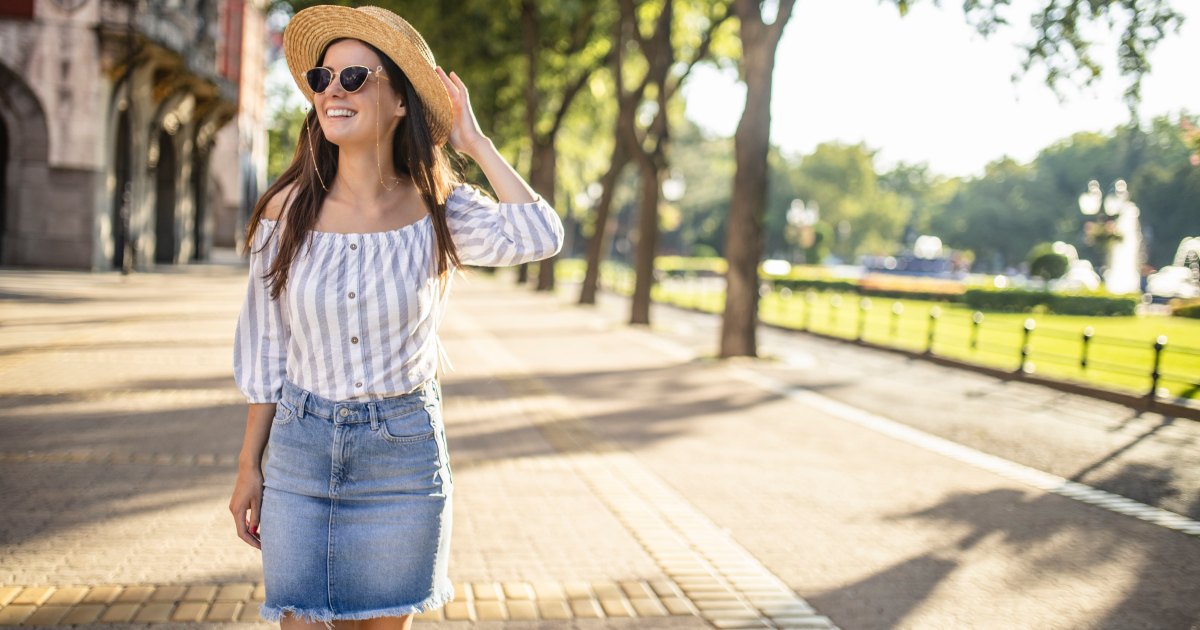 13 Stretchy Denim Skirts That Are Actually Soft and Comfortable 13 Stretchy Denim Skirts That Are Actually Soft and Comfortable