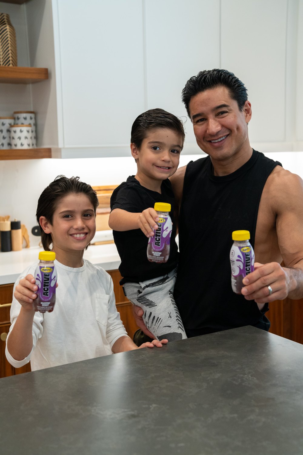 Mario Lopez and Kids Mott's Active