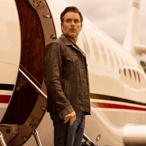 Charles Esten Pitches How He Wants to Return to Outer Banks