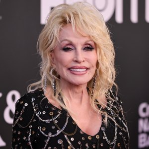 Dolly Parton Announces Broadway Musical Based on Her Life feature