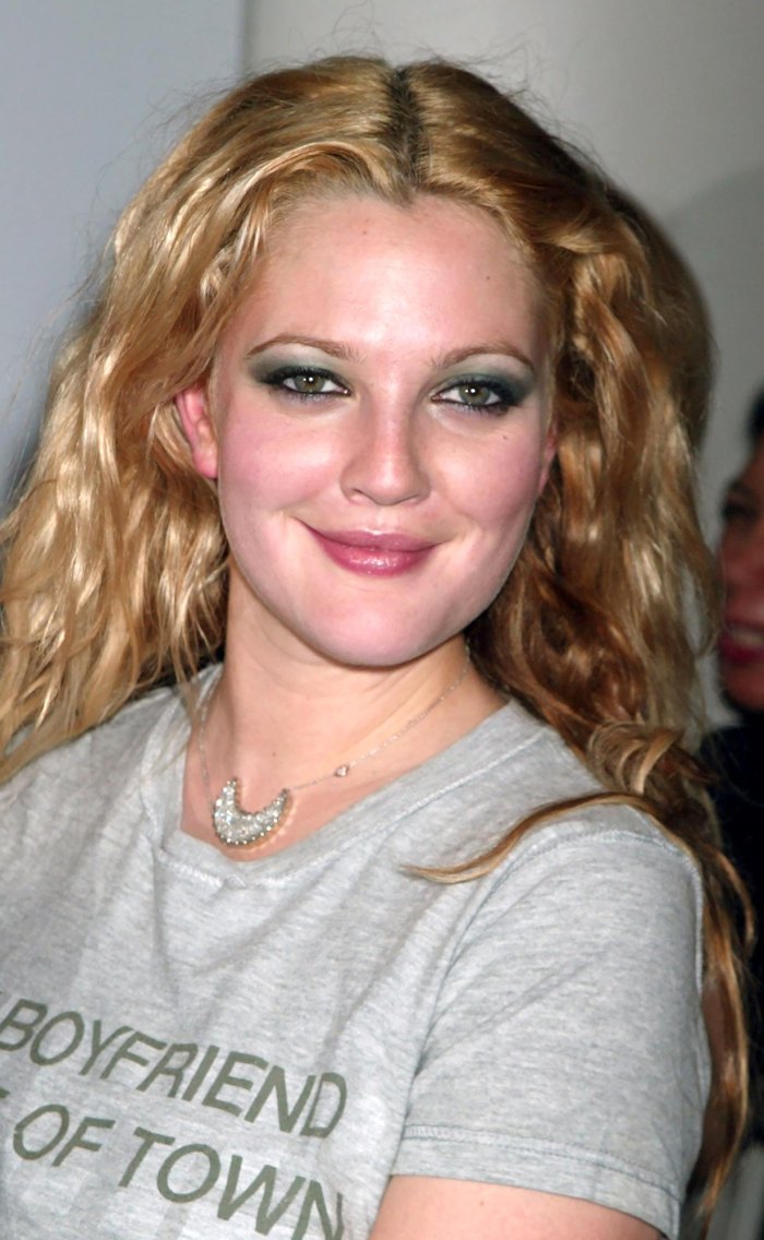 Drew Barrymore Recreates 'Charlie's Angels' 2000 Premiere Look | Us Weekly