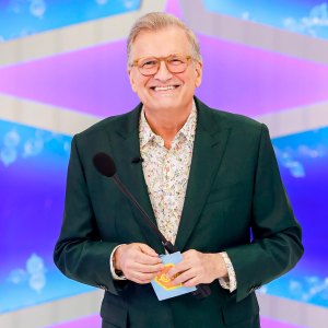 Drew Carey Says 'Price Is Right' Contestants Show Up Drunk or High 'All the Time'