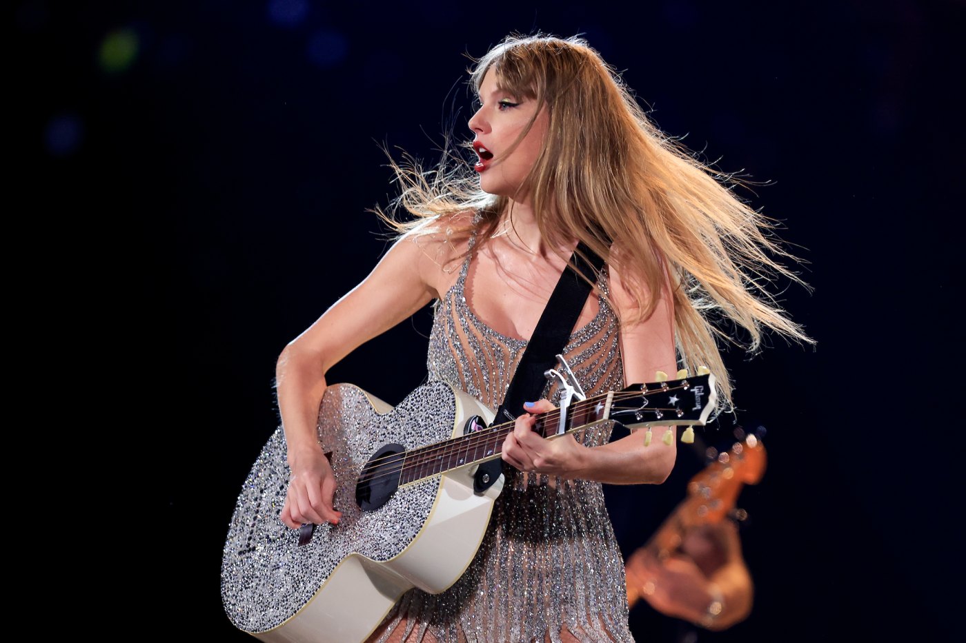Taylor Support Every Time Taylor Swift Asked Security to Help Fans During Eras Tour ...