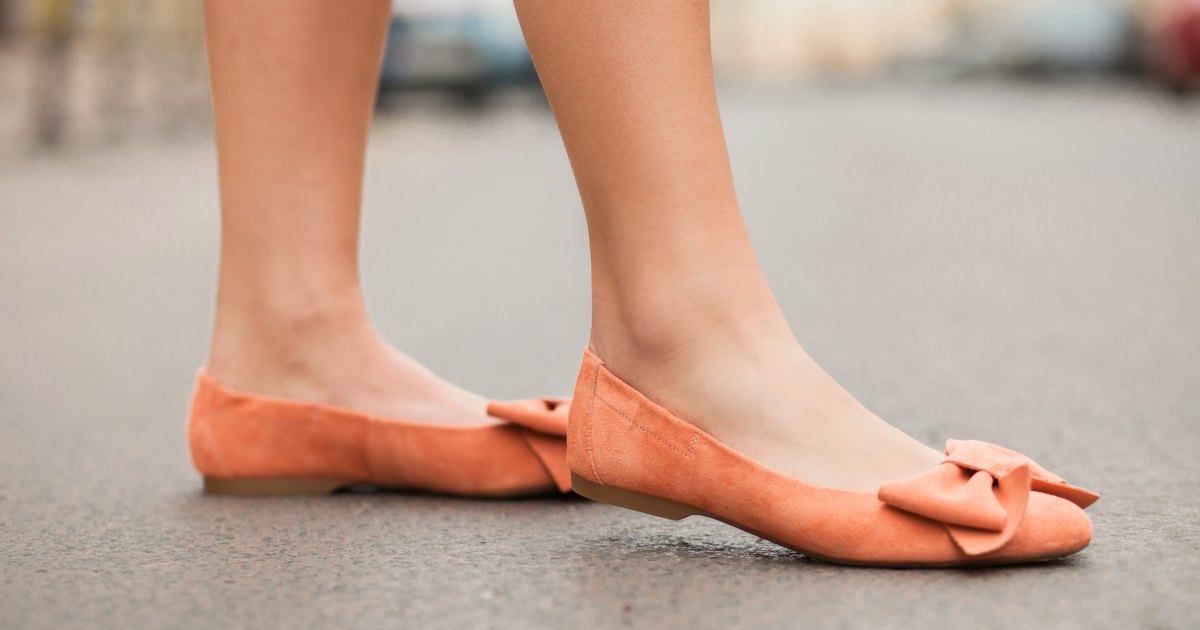 15 Most Comfortable Flats for Walking This Summer 15 Most Comfortable Flats for Walking This Summer