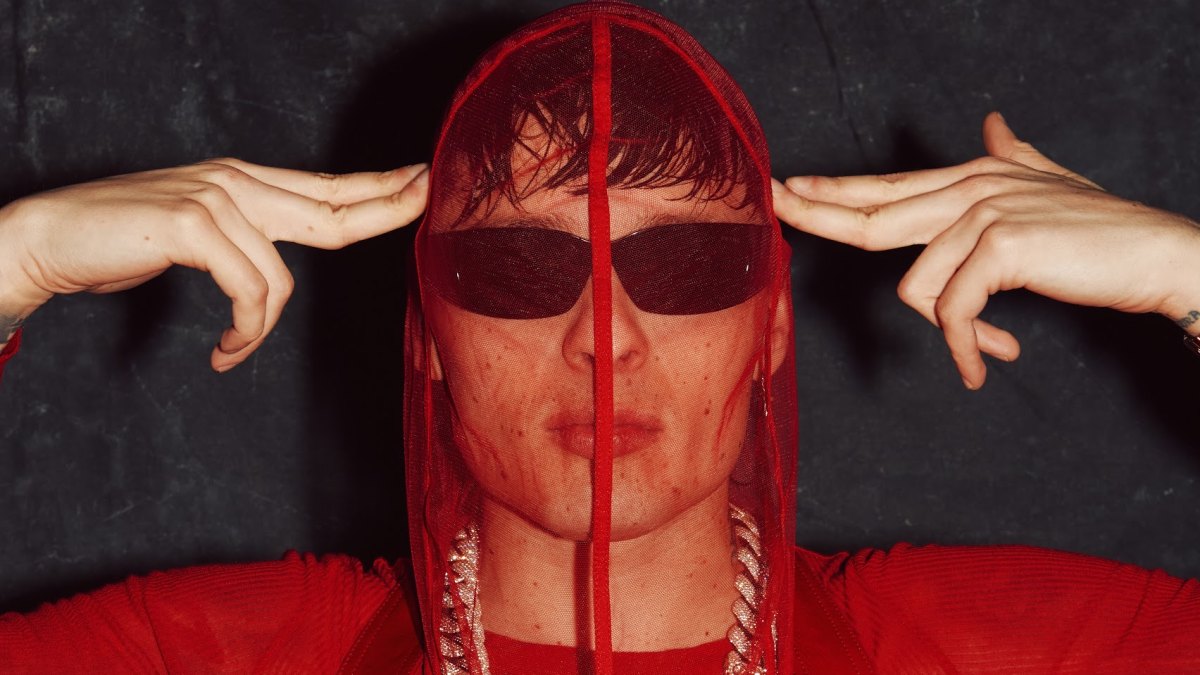 Peso Pluma presenta su nuevo disco Éxodo