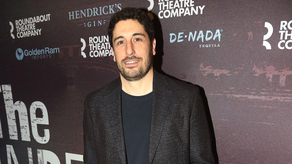 Jason Biggs Recalls Moment When ‘American Pie’ Fan Yelled ‘Pie F–ker’ in Front of His Son