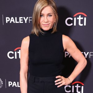 Jennifer Aniston Breaks Down in Tears Discussing 30th Anniversary of Friends