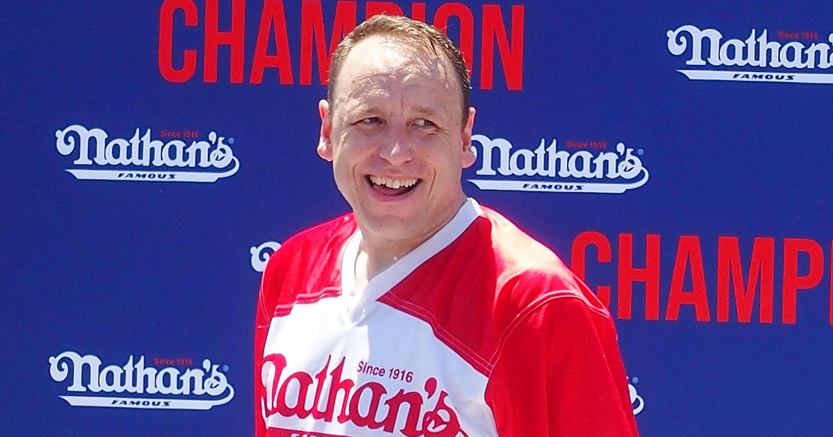 Joey Chestnut to Battle Takeru Kobayashi After Nathan's Hot Dog Ban - Vimarsana News