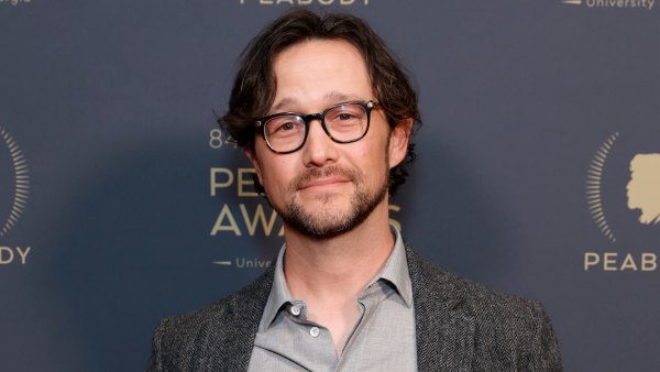 Joseph Gordon-Levitt Covers Taylor Swift’s ‘Lover’ on ‘The Tonight Show’