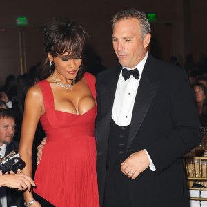 Kevin Costner Recalls Embracing Friendship With Whitney Houston I Was Her Imaginary Bodyguard