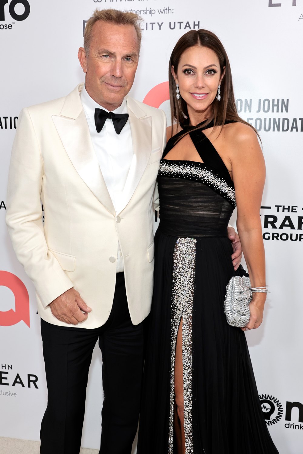 Kevin Costner Reveals What He’s Looking for in His Next Partner
