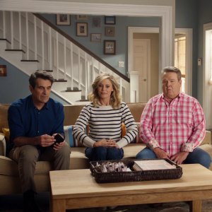 Modern Family Cast Reunion Leads to Family Drama Over Group Chats