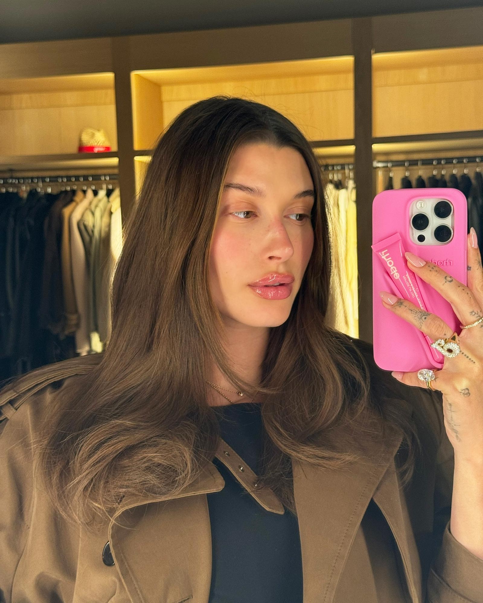Pregnant Hailey Biebers Baby Bump Album Before Welcoming 1st Child
