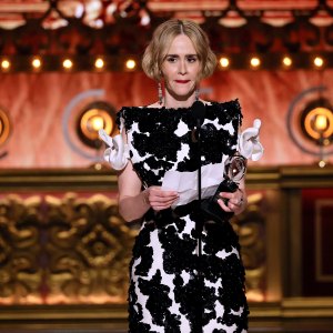 NEW YORK, NEW YORK - JUNE 16: Sarah Paulson accepts the Best Leading Actress in a Play award for "Appropriate" onstage during The 77th Annual Tony Awards at David H. Koch Theater at Lincoln Center on June 16, 2024 in New York City. (Photo by Theo Wargo/Getty Images for Tony Awards Productions)