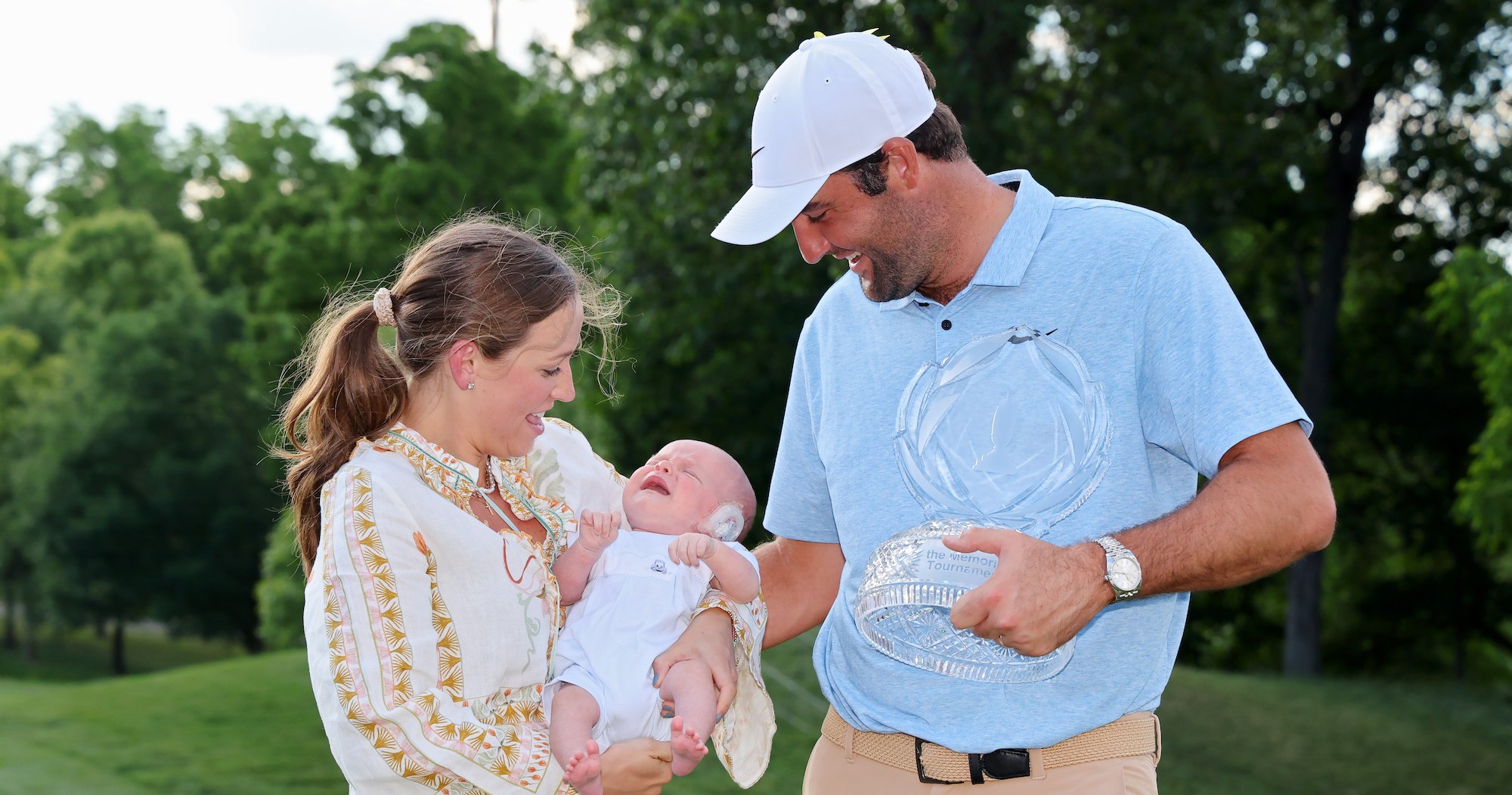 Scottie Schleffer Celebrates Tournament Win With Wife and Newborn Son - Vimarsana News
