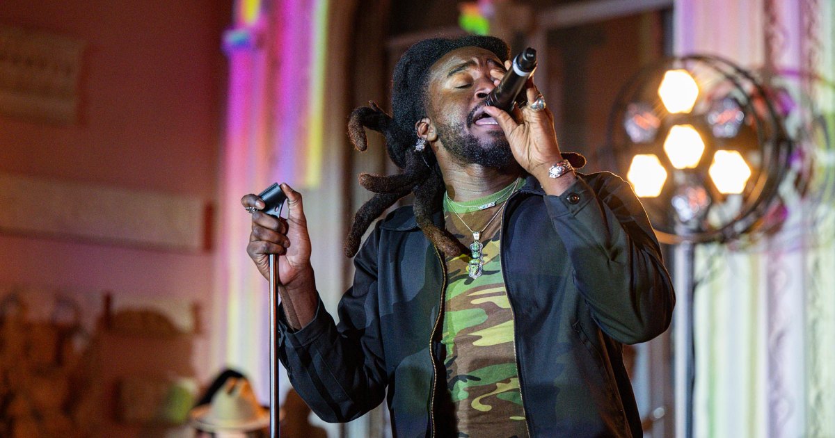 Shaboozey Chokes Up About Recent Split During Cannes Lions Performance Shaboozey Chokes Up About Recent Split During Cannes Lions Performance