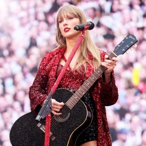 Taylor Swift Praises Wembley Stadium Officials for Helping Fan Quickly