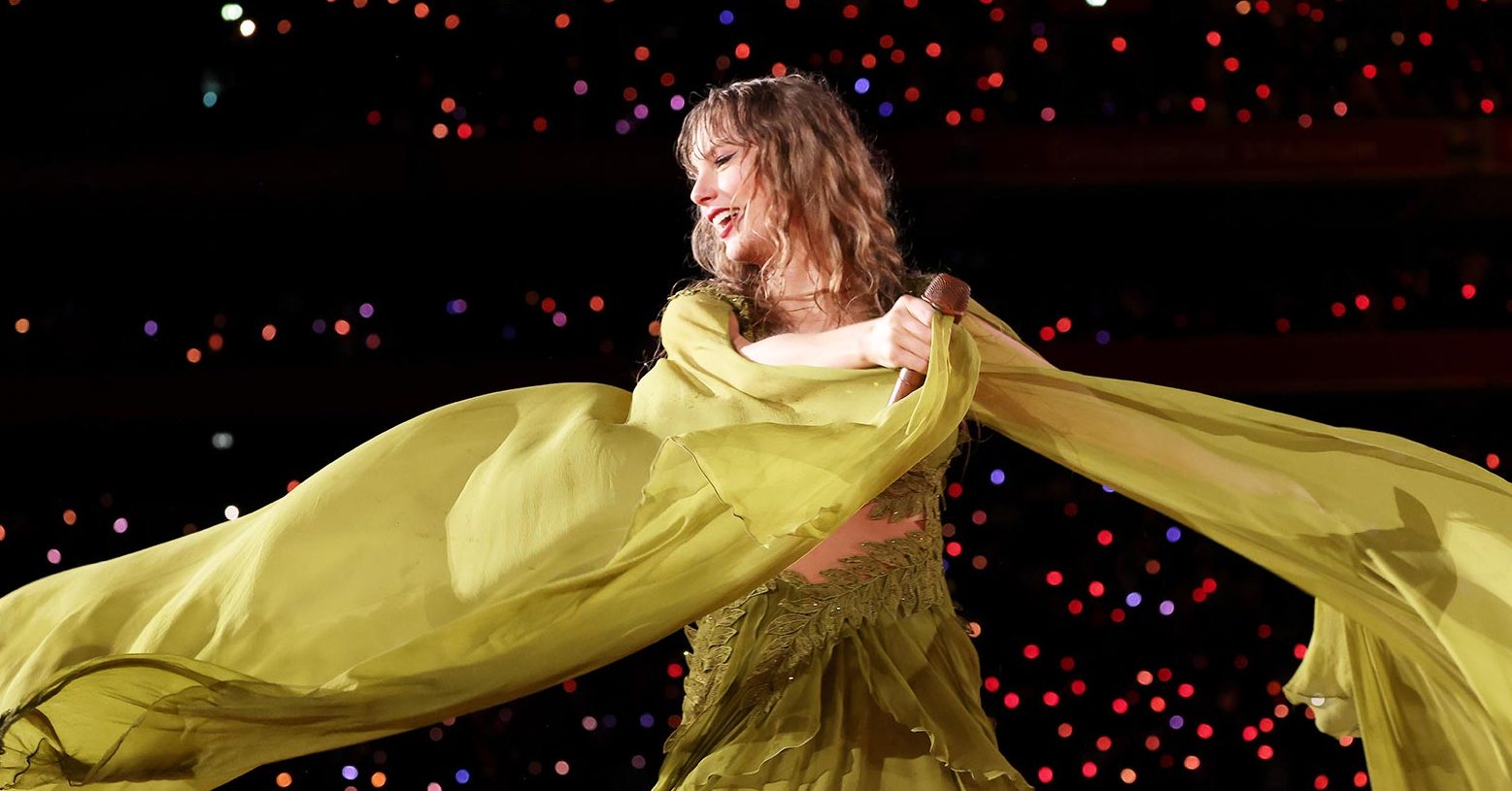 Taylor Swift Confirms End of 'Eras Tour' During 100th Show - Vimarsana News