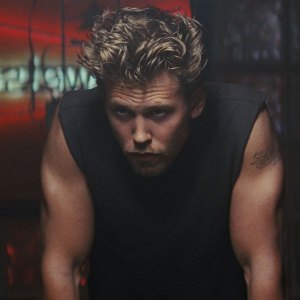 Why Austin Butler Was Covered in Dried Dirt and Dust for The Bikeriders
