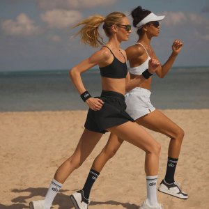 Alo Yoga activewear